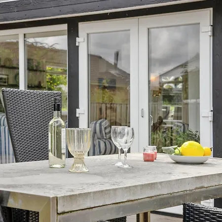 Elain - From The Sea By Interhome Casa vacanze