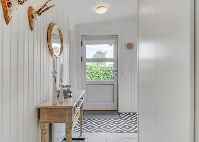 Elain - From The Sea By Interhome